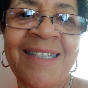 Meet your Posher, Constance